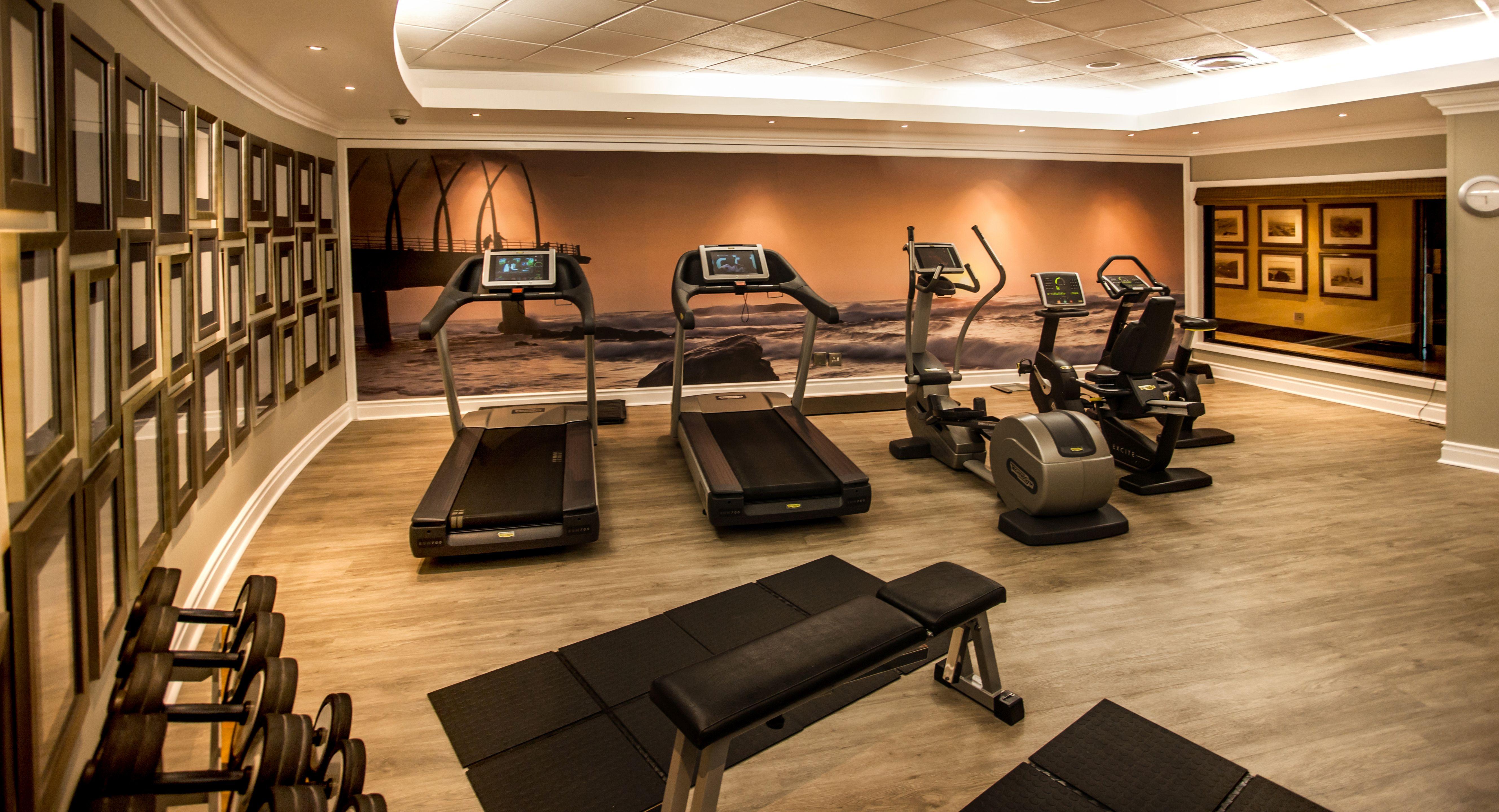 Beverly Hills Durban Exterior foto The gym at the hotel